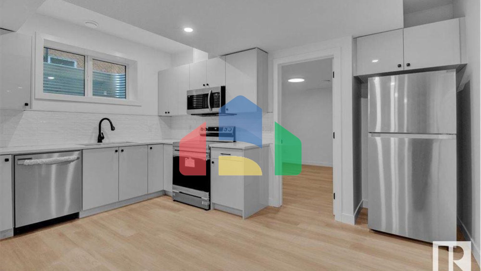 Residential - Single Family Home - Edmonton, Canada - Canada