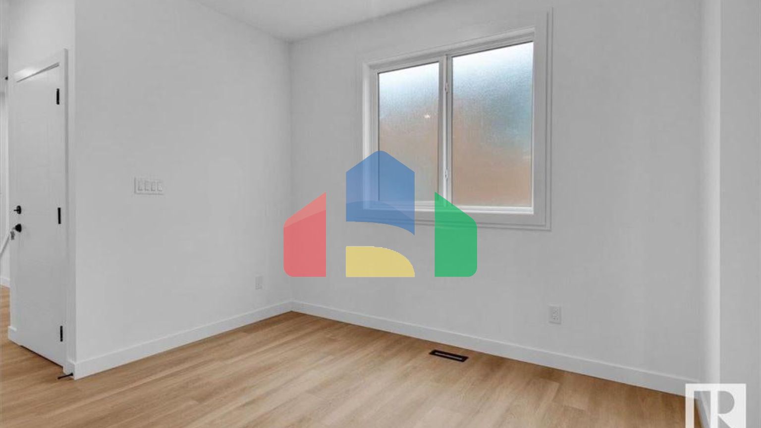 Residential - Single Family Home - Edmonton, Canada - Canada