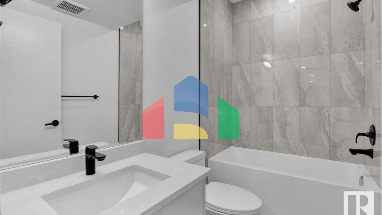 Residential - Single Family Home - Edmonton, Canada - Canada