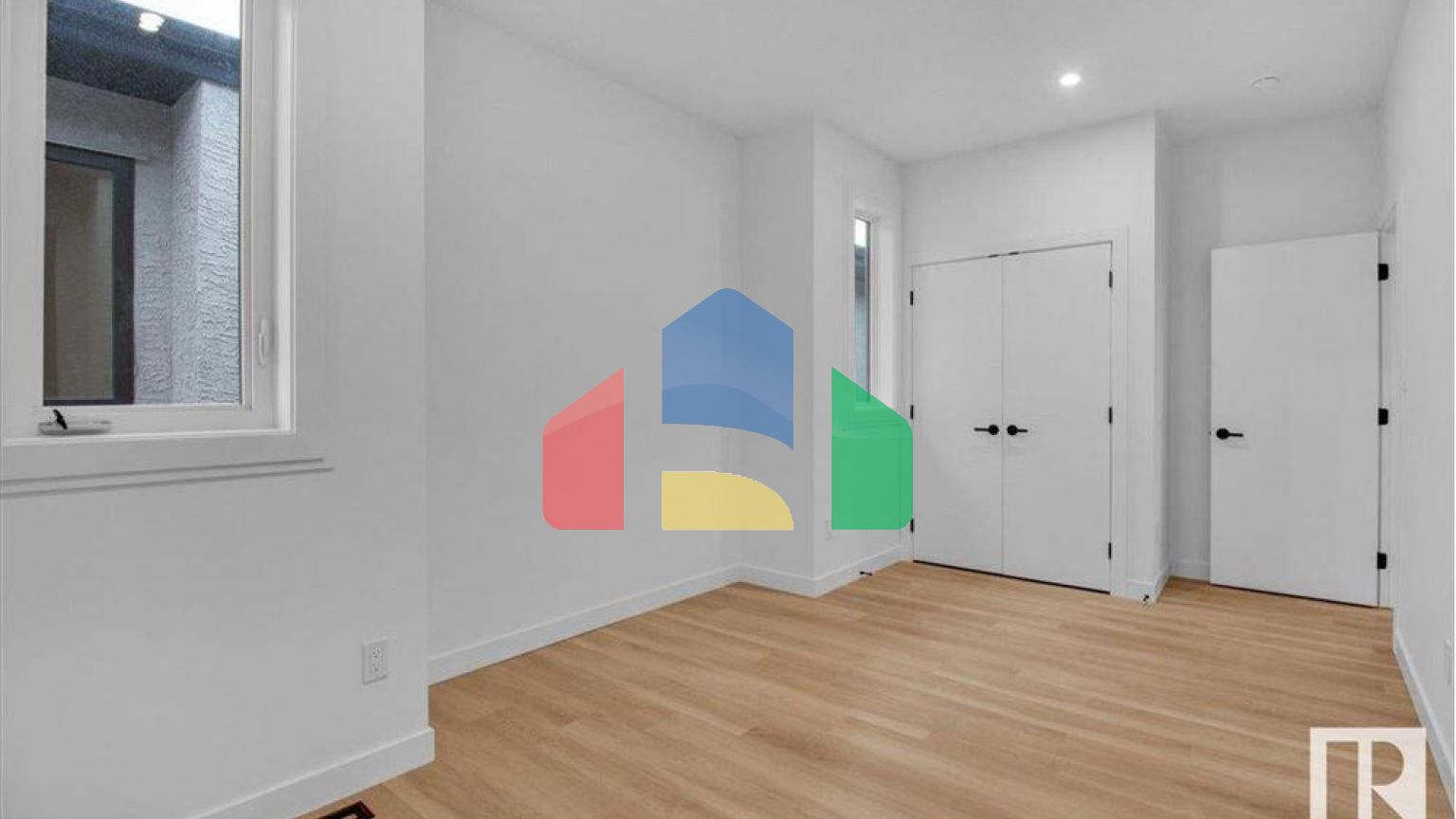 Residential - Single Family Home - Edmonton, Canada - Canada