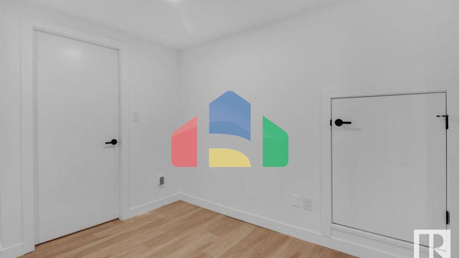 Residential - Single Family Home - Edmonton, Canada - Canada