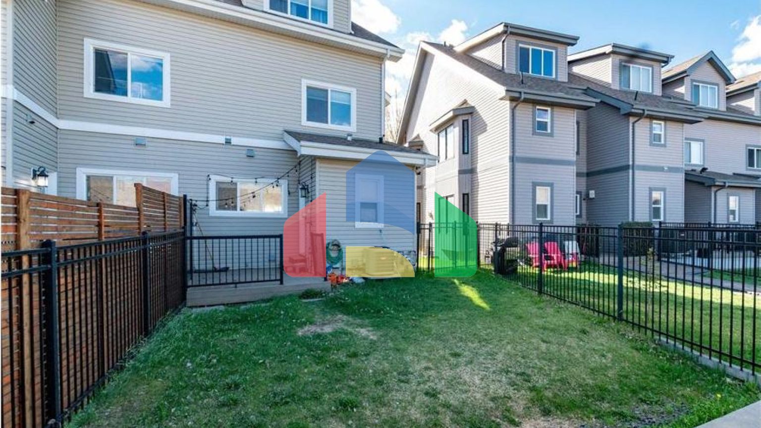 Residential - Single Family Home - Edmonton, Canada - Canada