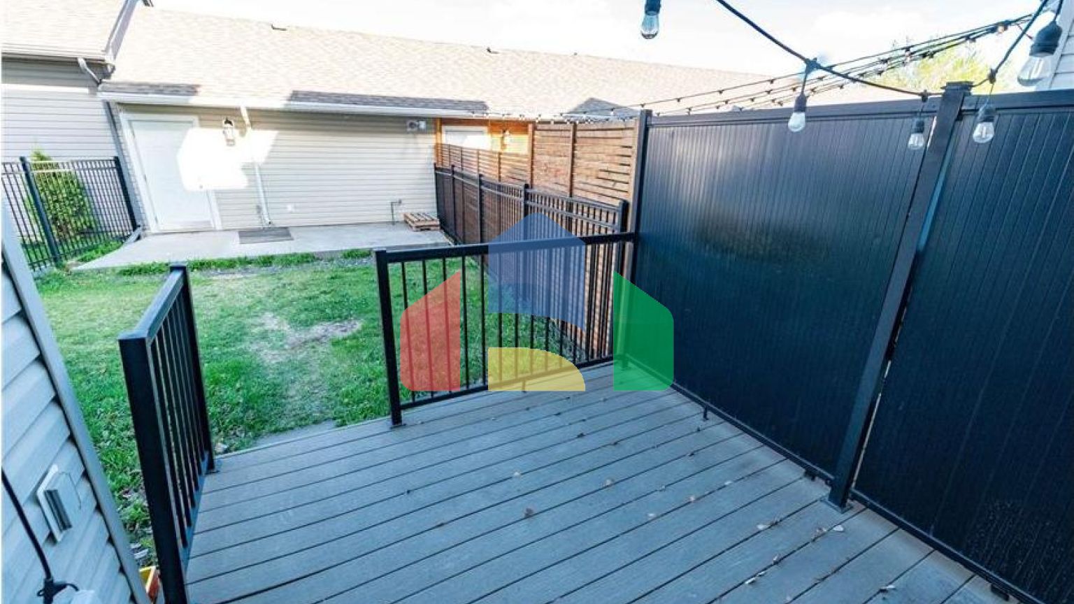 Residential - Single Family Home - Edmonton, Canada - Canada