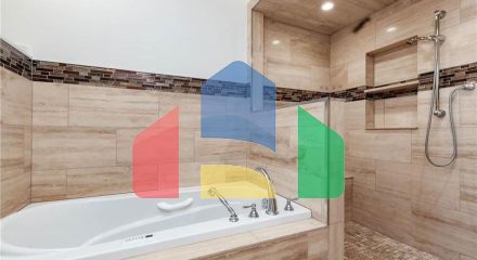 Residential - Single Family Home - Edmonton, Canada - Canada