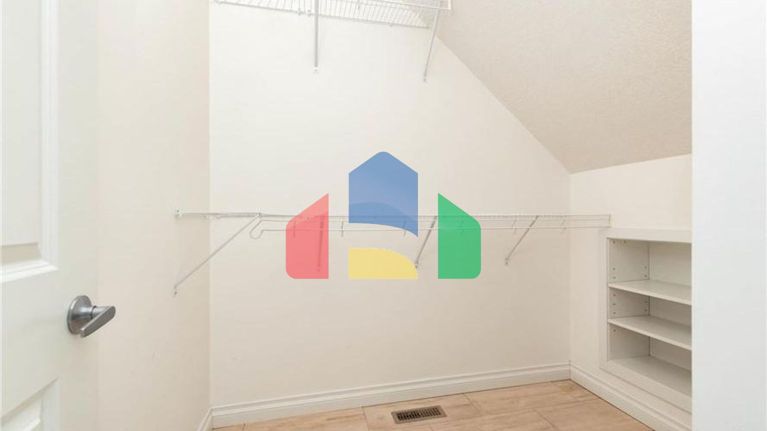 Residential - Single Family Home - Edmonton, Canada - Canada