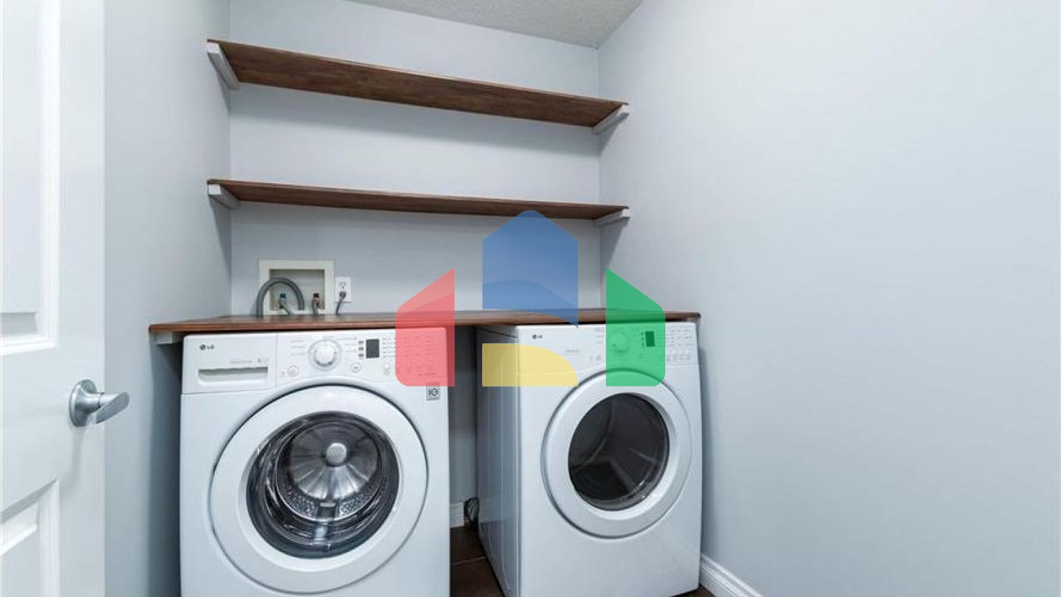 Residential - Single Family Home - Edmonton, Canada - Canada