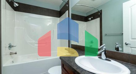 Residential - Single Family Home - Edmonton, Canada - Canada