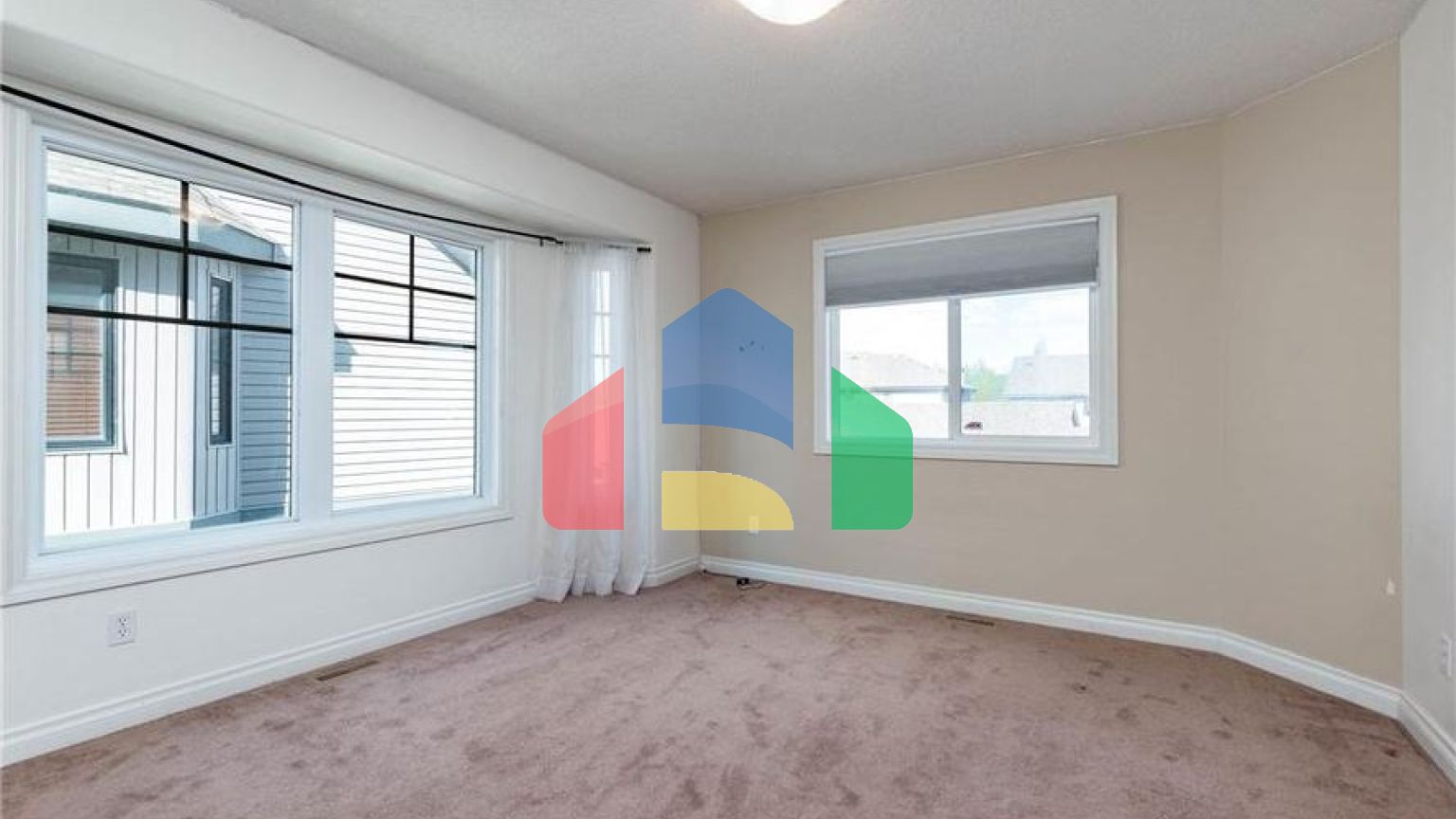 Residential - Single Family Home - Edmonton, Canada - Canada