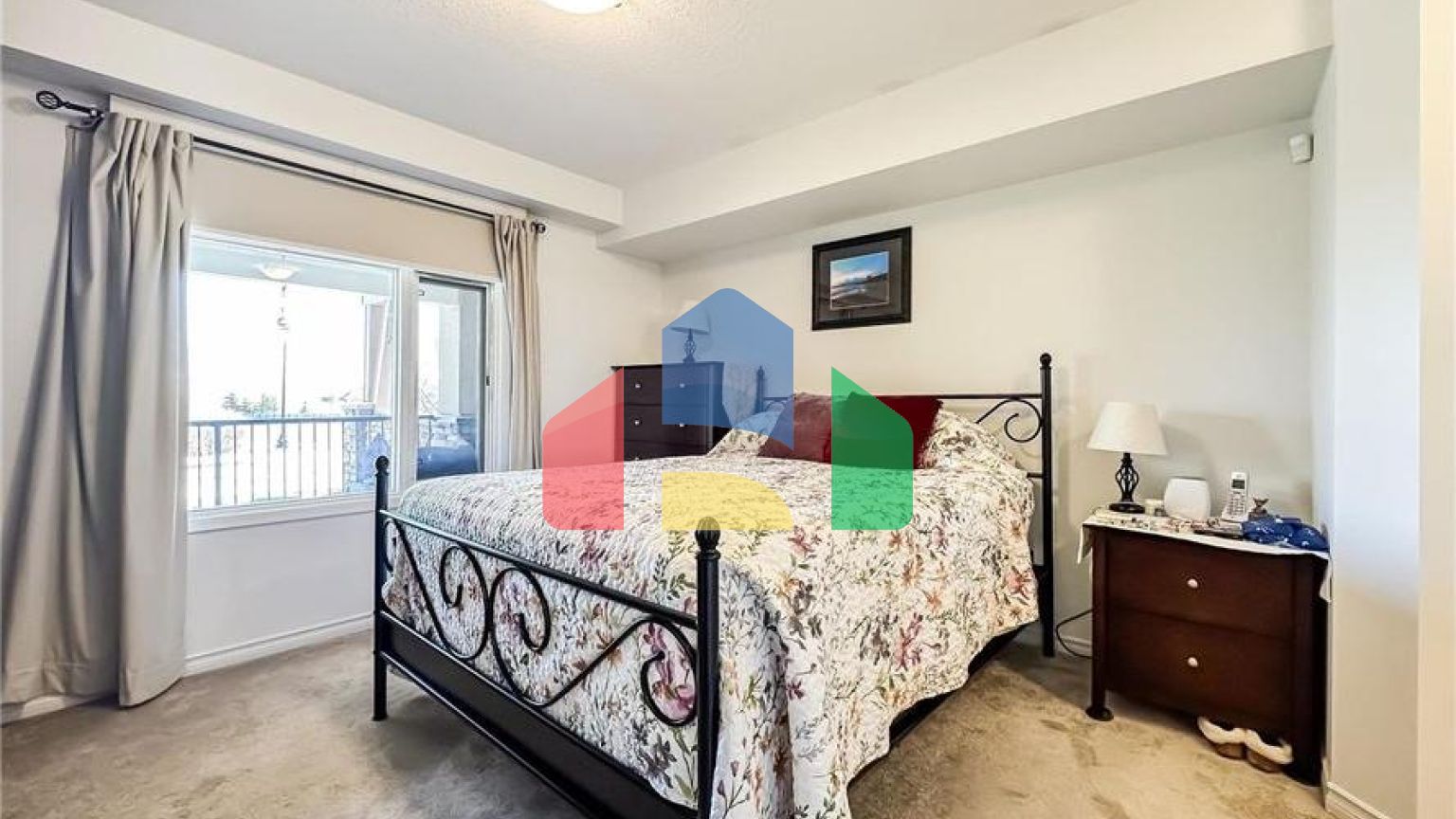 Residential - Condo/Apartment - Edmonton, Canada - Canada