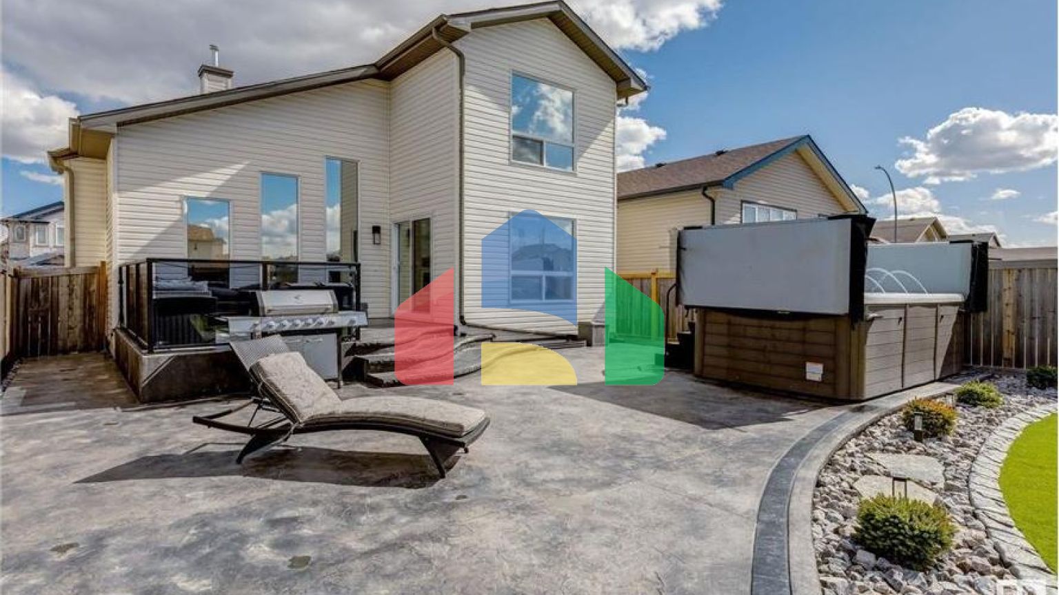 Residential - Single Family Home - Edmonton, Canada - Canada