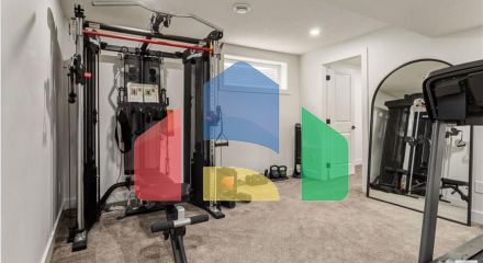 Residential - Single Family Home - Edmonton, Canada - Canada