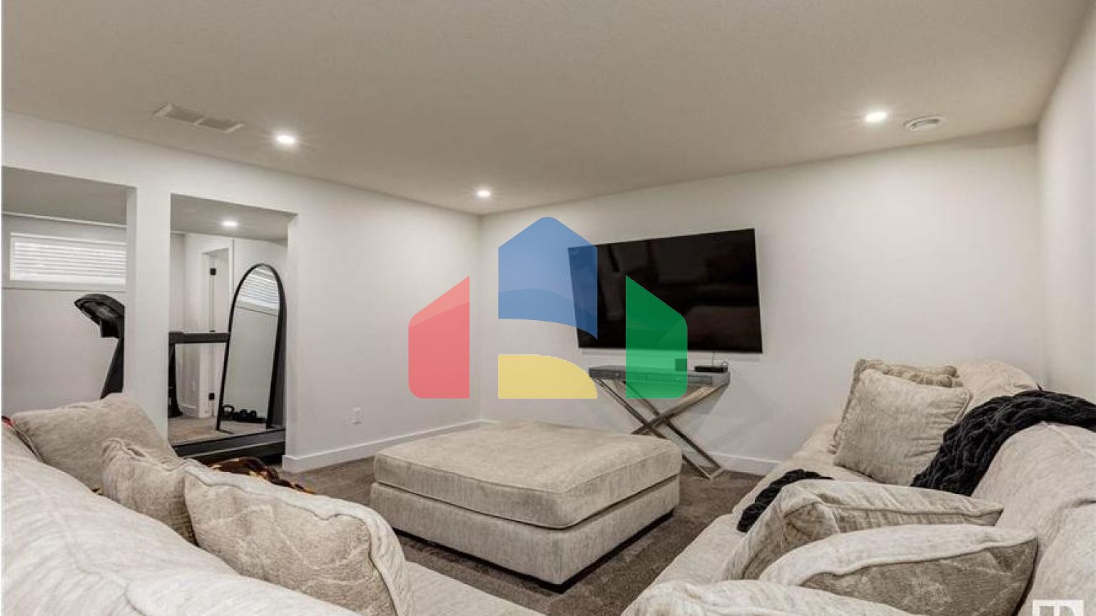 Residential - Single Family Home - Edmonton, Canada - Canada