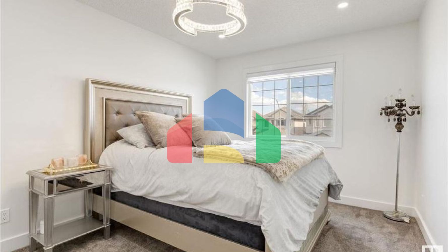 Residential - Single Family Home - Edmonton, Canada - Canada