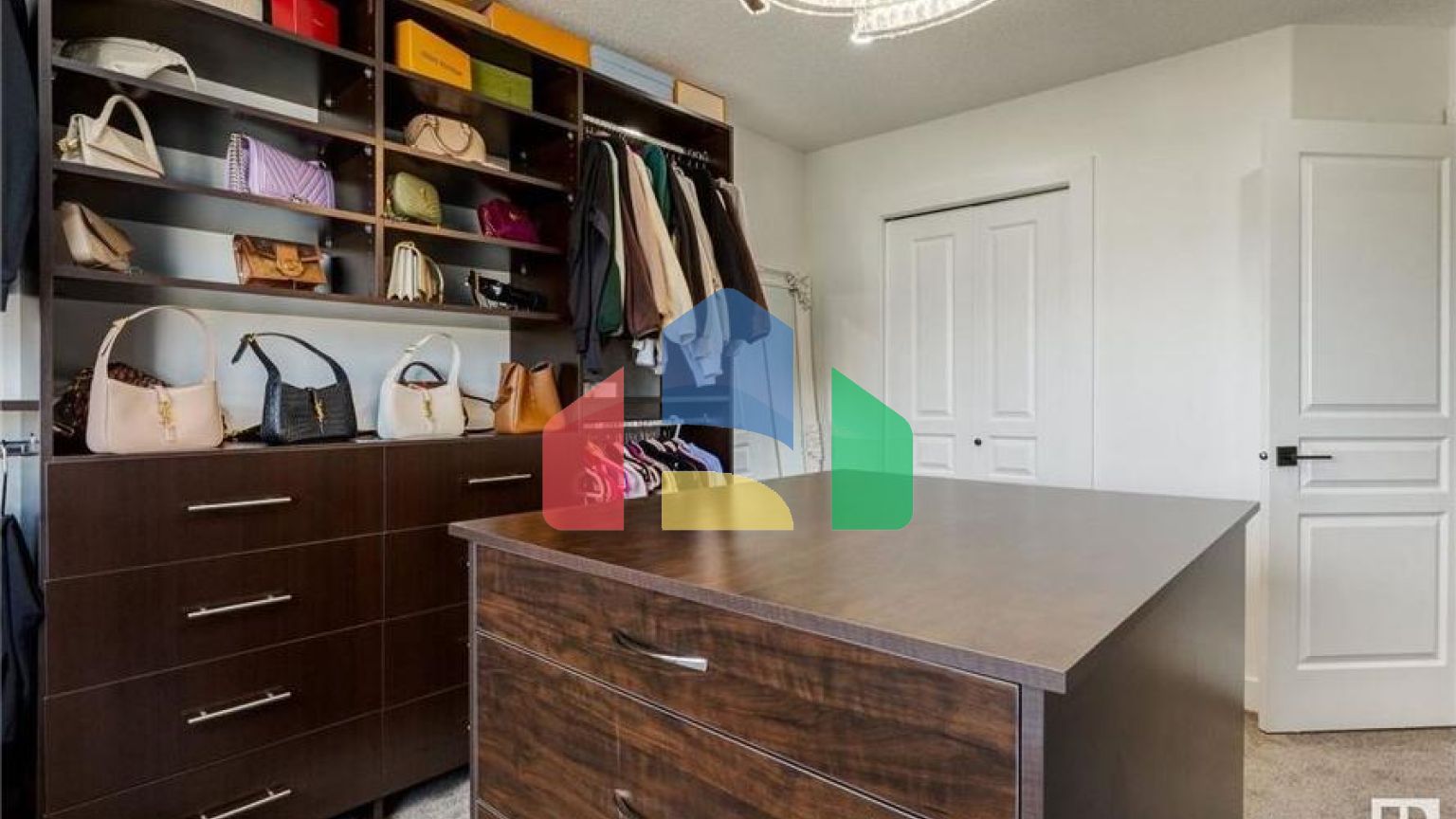 Residential - Single Family Home - Edmonton, Canada - Canada