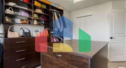 Residential - Single Family Home - Edmonton, Canada - Canada