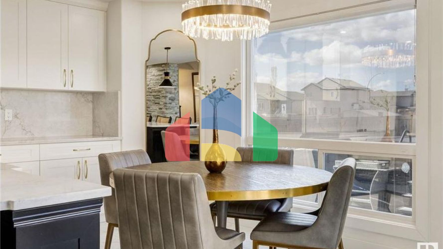 Residential - Single Family Home - Edmonton, Canada - Canada