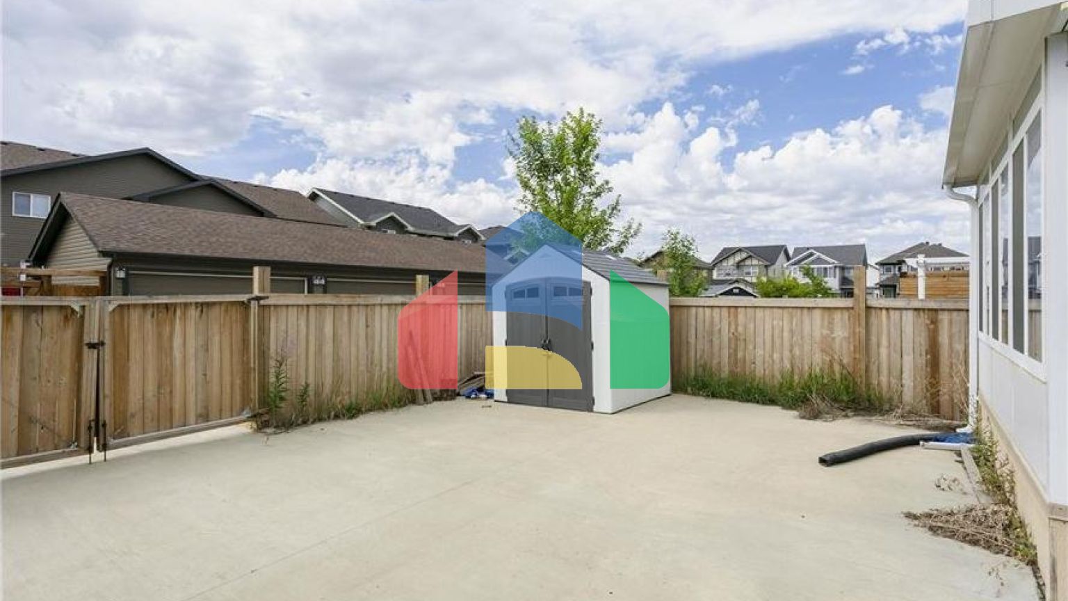 Residential - Single Family Home - Edmonton, Canada - Canada