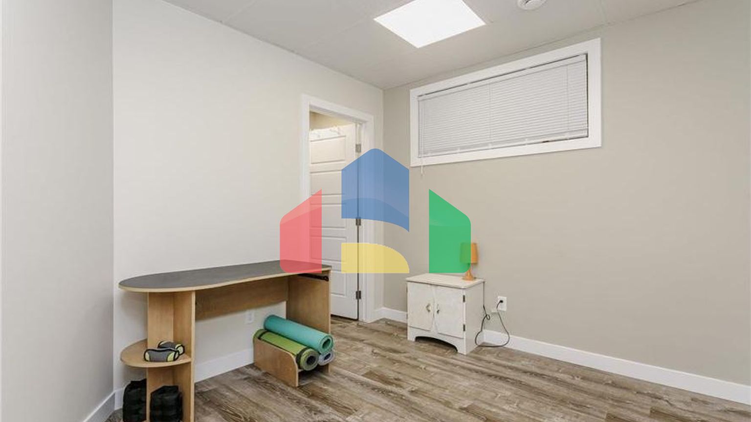 Residential - Single Family Home - Edmonton, Canada - Canada