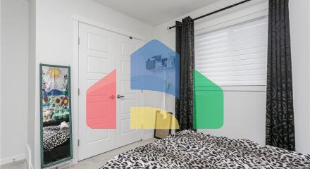 Residential - Single Family Home - Edmonton, Canada - Canada