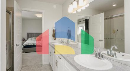 Residential - Single Family Home - Edmonton, Canada - Canada