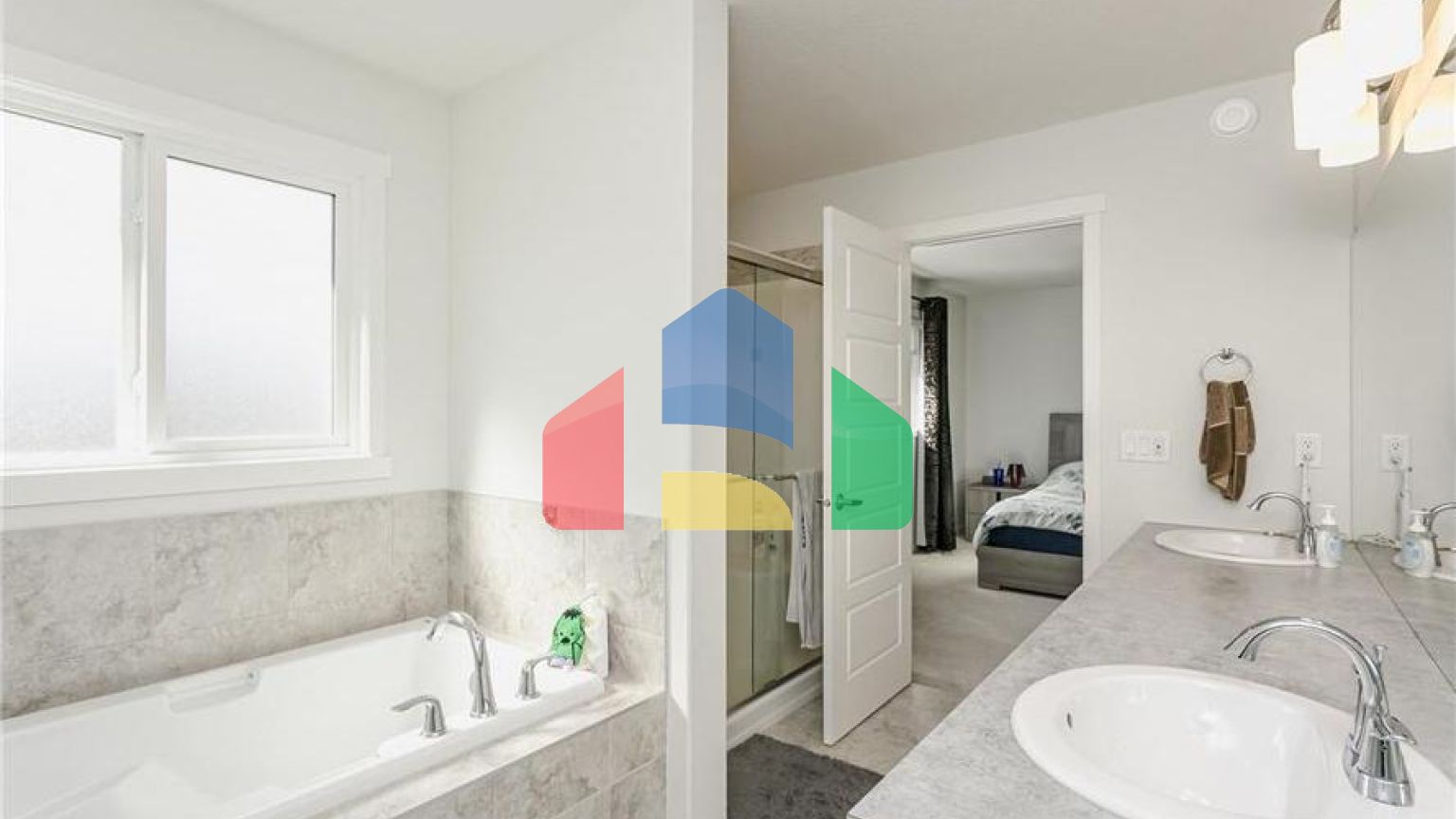 Residential - Single Family Home - Edmonton, Canada - Canada