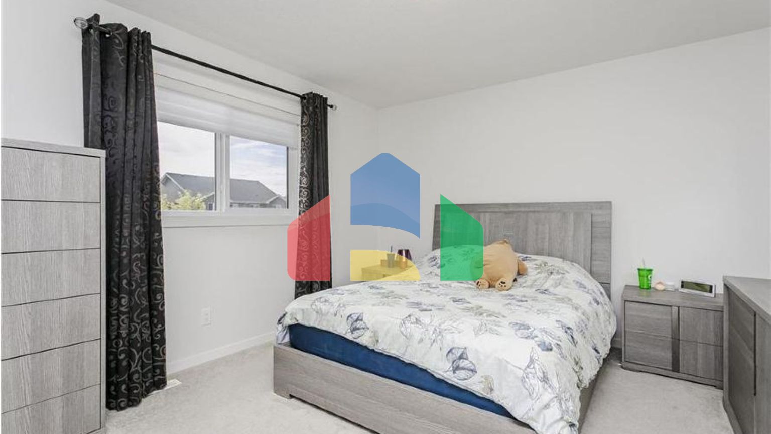 Residential - Single Family Home - Edmonton, Canada - Canada