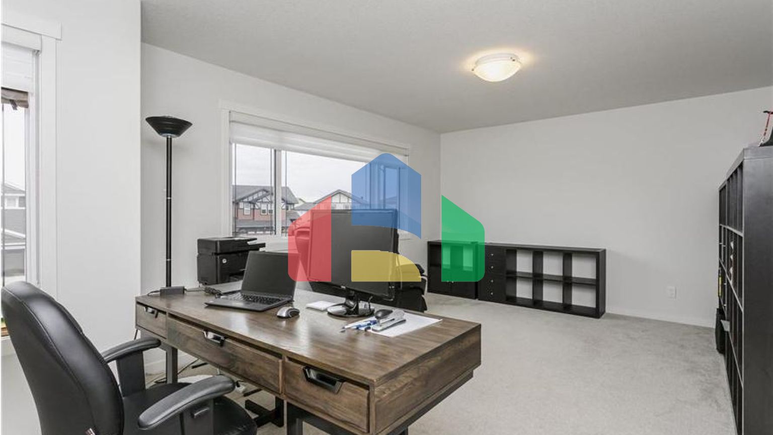 Residential - Single Family Home - Edmonton, Canada - Canada