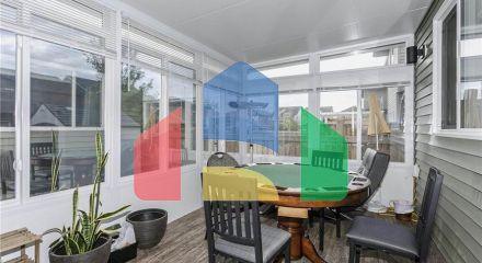 Residential - Single Family Home - Edmonton, Canada - Canada