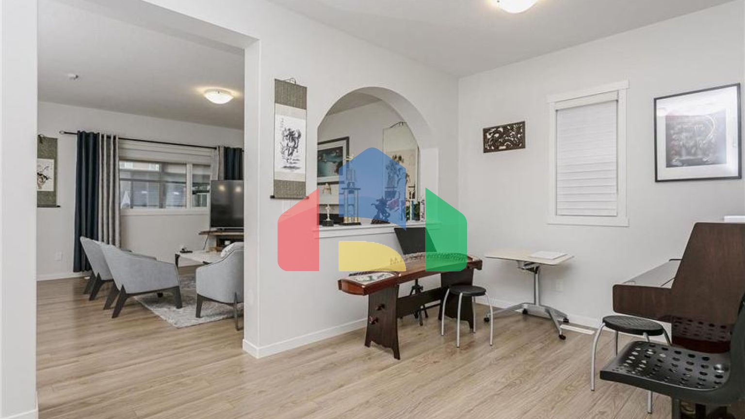 Residential - Single Family Home - Edmonton, Canada - Canada