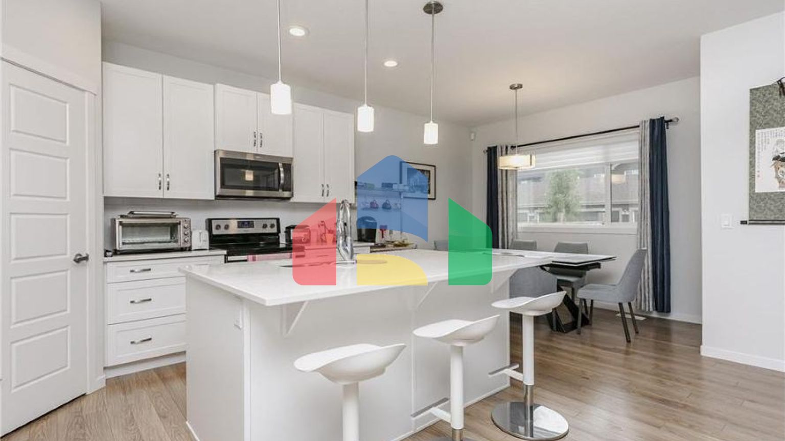 Residential - Single Family Home - Edmonton, Canada - Canada