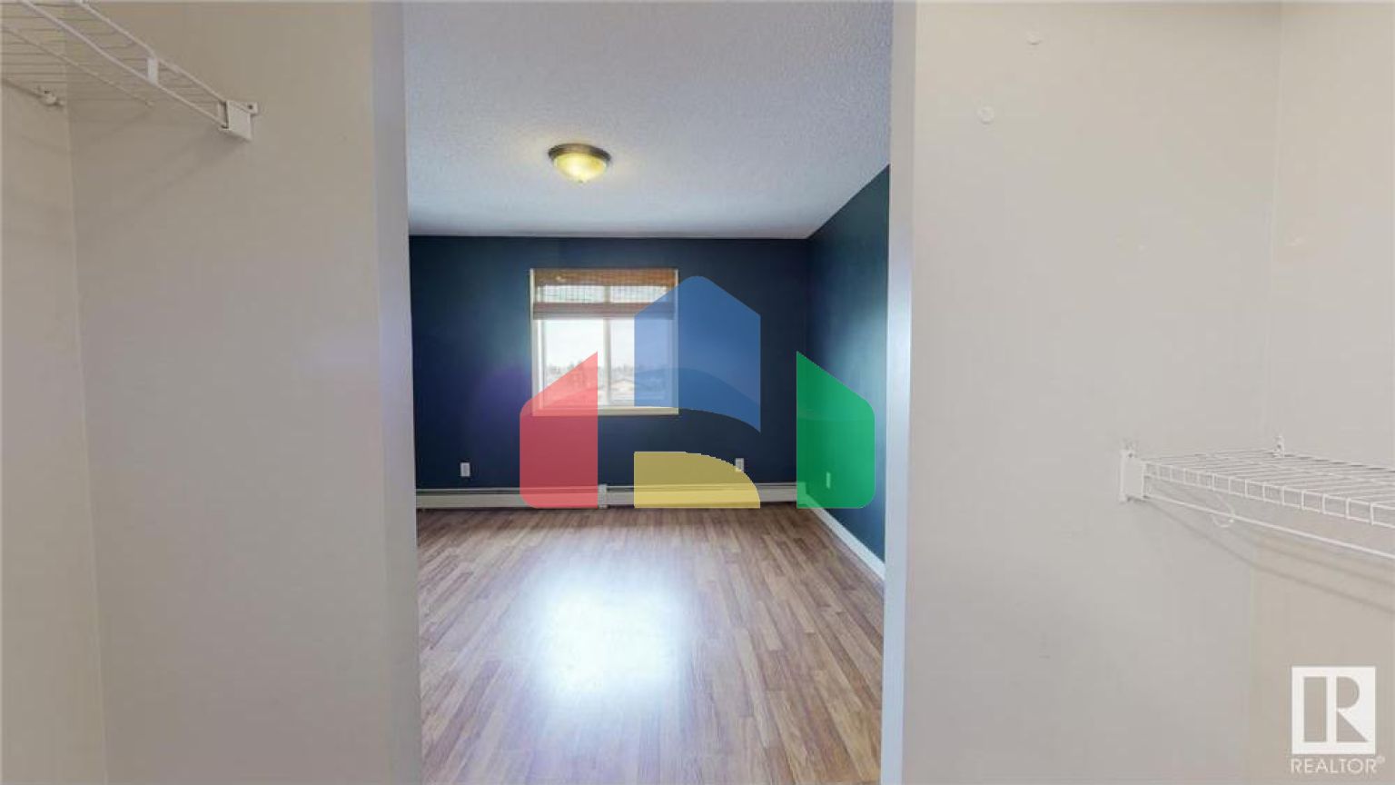 Residential - Condo/Apartment - Edmonton, Canada - Canada