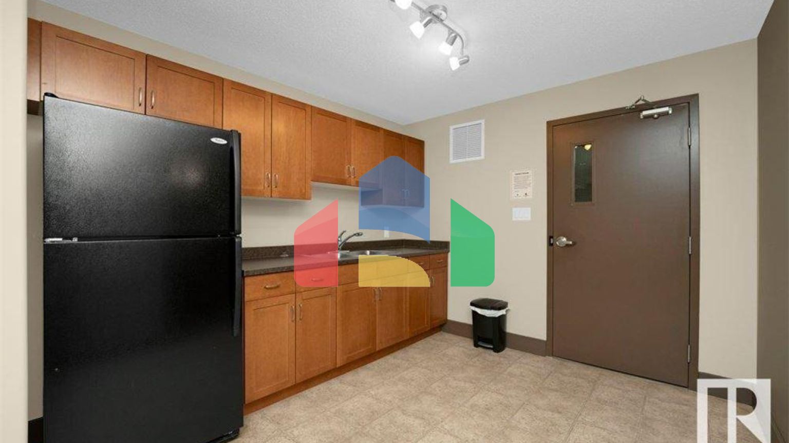 Residential - Condo/Apartment - Edmonton, Canada - Canada