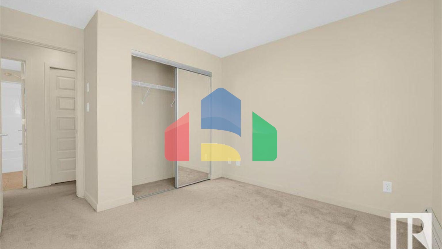 Residential - Condo/Apartment - Edmonton, Canada - Canada