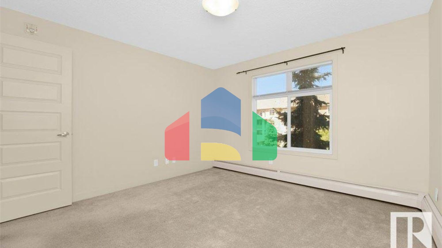 Residential - Condo/Apartment - Edmonton, Canada - Canada