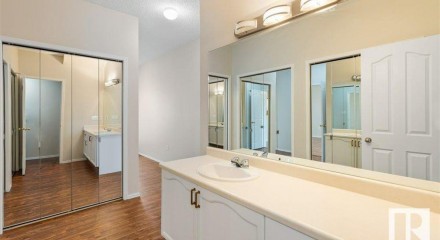 Residential - Condo/Apartment - Edmonton, Canada - Canada