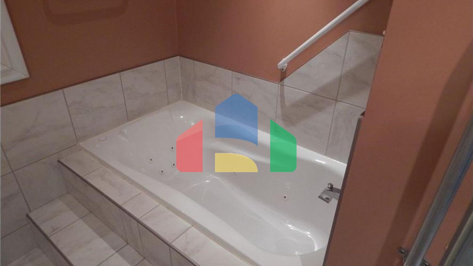 Residential - Single Family Home - Edmonton, Canada - Canada