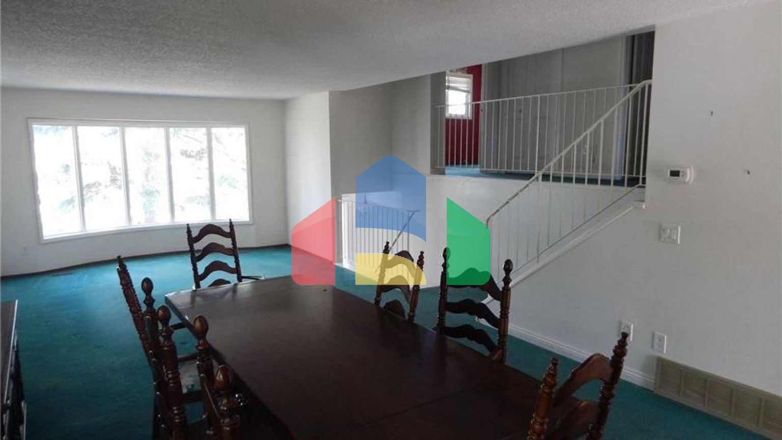 Residential - Single Family Home - Edmonton, Canada - Canada