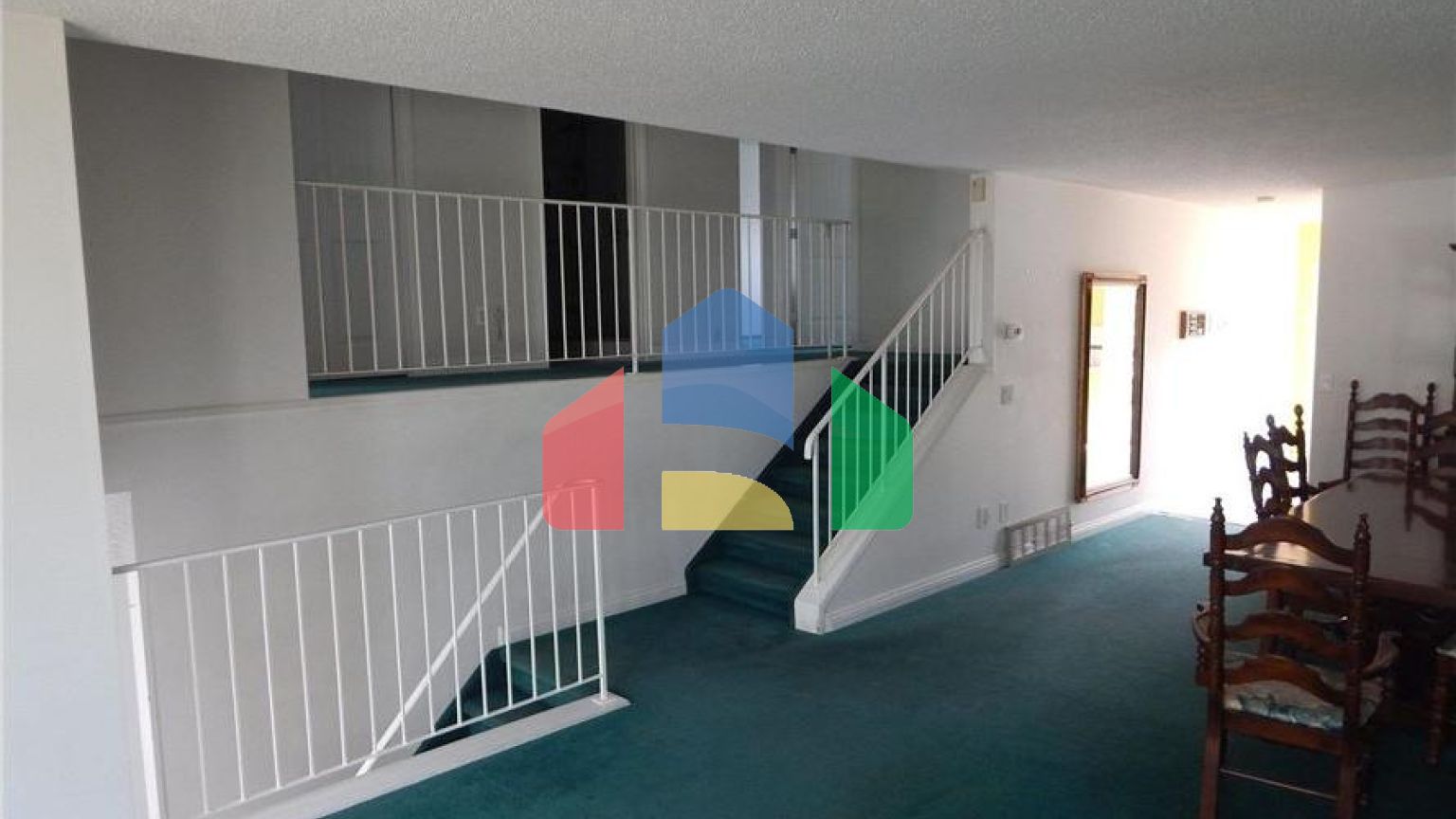 Residential - Single Family Home - Edmonton, Canada - Canada