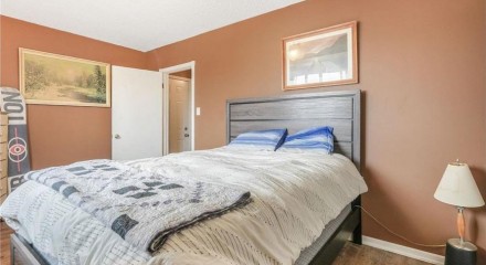 Residential - Condo/Apartment - Edmonton, Canada - Canada