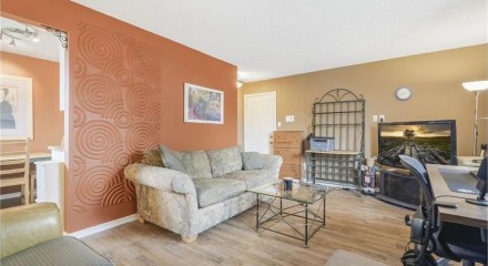 Residential - Condo/Apartment - Edmonton, Canada - Canada