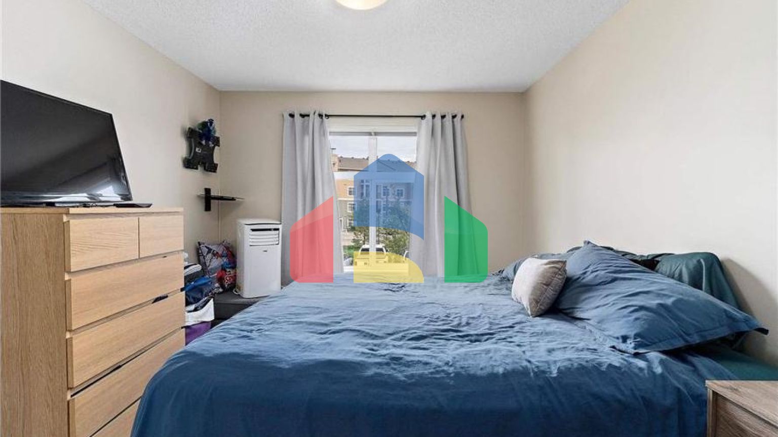Residential - Condo/Apartment - Edmonton, Canada - Canada
