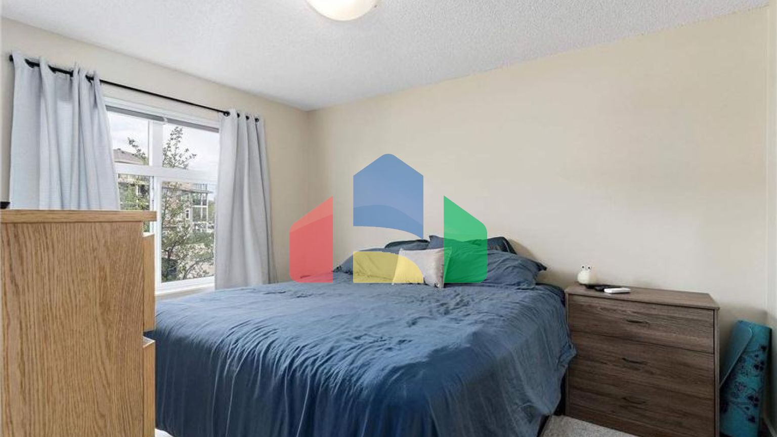 Residential - Condo/Apartment - Edmonton, Canada - Canada