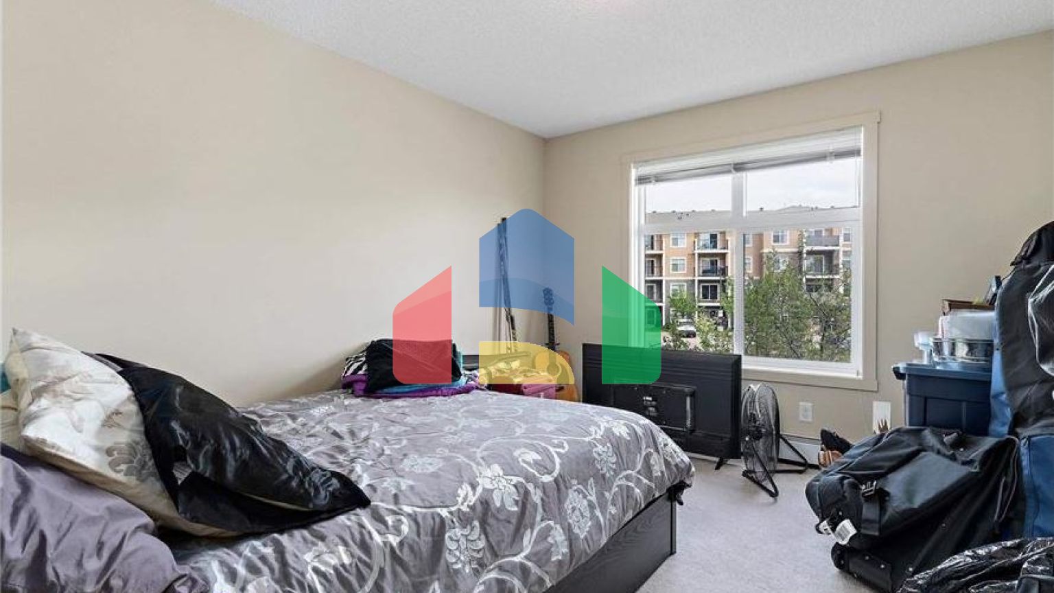 Residential - Condo/Apartment - Edmonton, Canada - Canada