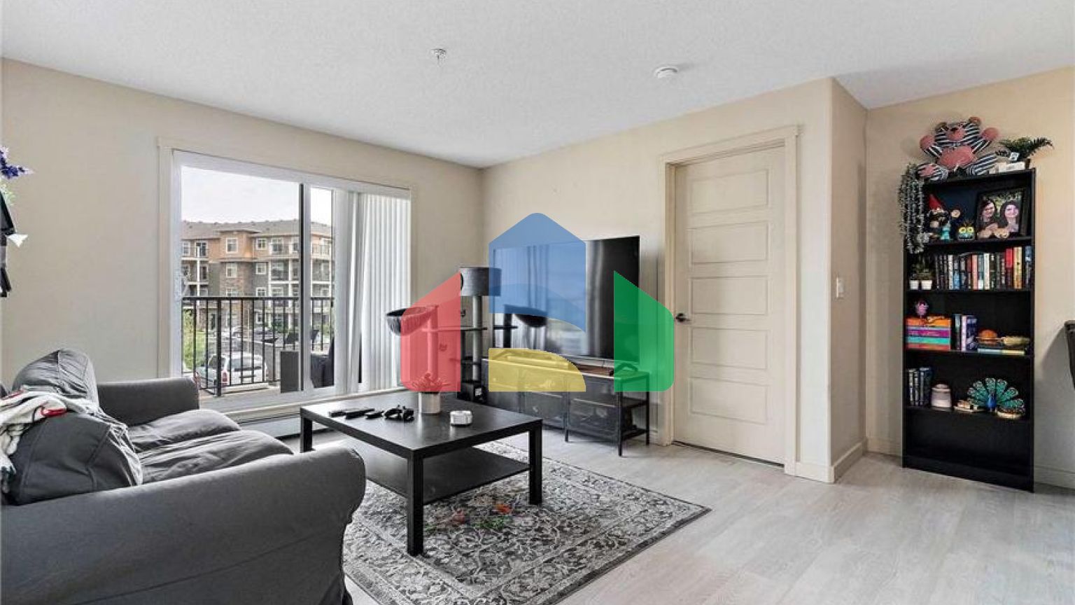 Residential - Condo/Apartment - Edmonton, Canada - Canada