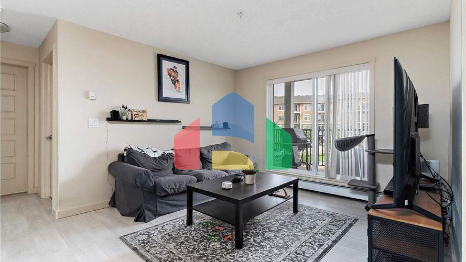 Residential - Condo/Apartment - Edmonton, Canada - Canada