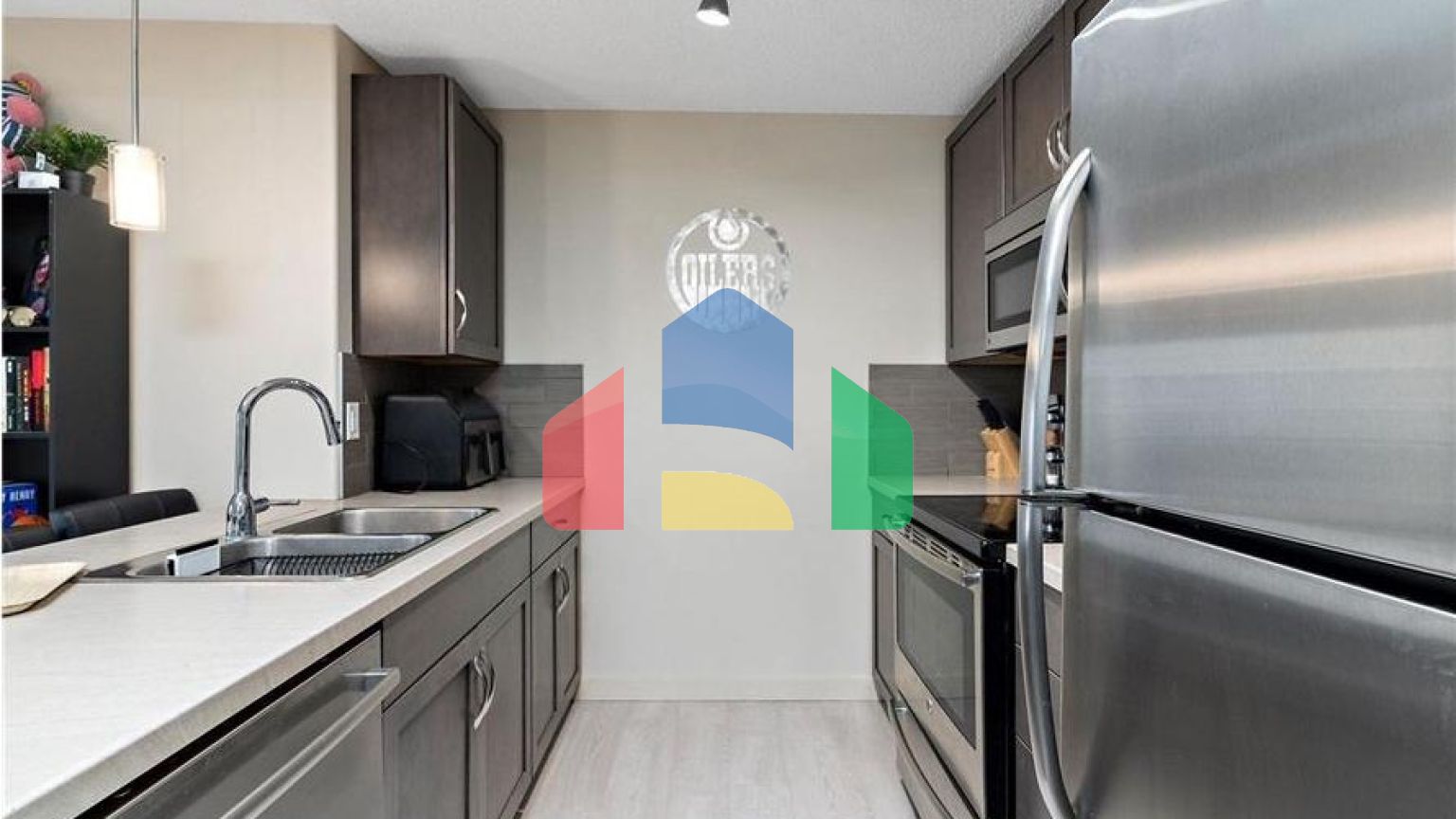 Residential - Condo/Apartment - Edmonton, Canada - Canada