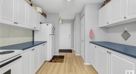Residential - Condo/Apartment - Edmonton, Canada - Canada