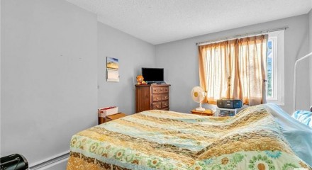Residential - Condo/Apartment - Edmonton, Canada - Canada