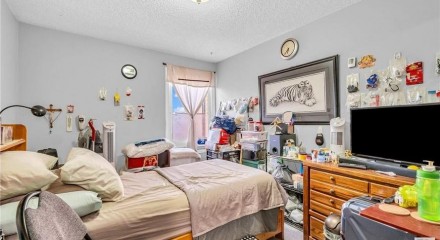 Residential - Condo/Apartment - Edmonton, Canada - Canada