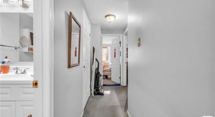 Residential - Condo/Apartment - Edmonton, Canada - Canada